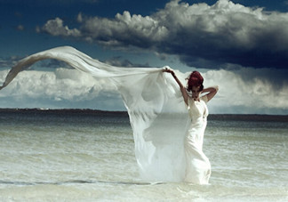 女性月經(jīng)初潮不能吃什么水果？月經(jīng)初潮后補什么？