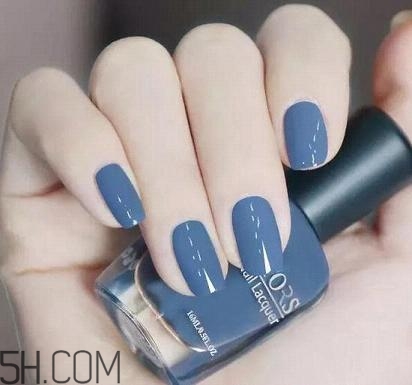 指甲油搭配有哪些講究？顯手白指甲油顏色推薦