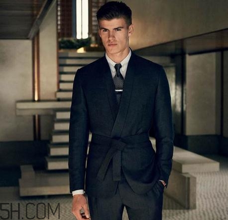 brioni西服要多少錢？brioni西裝價格