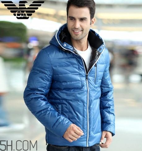 阿瑪尼羽絨服怎么樣？阿瑪尼羽絨服偏小嗎？