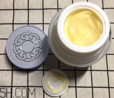 片仔癀珍珠膏為什么會(huì)過敏？成分分析