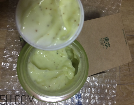 詩婷露雅果泥面膜什么功效？敷完要洗嗎？