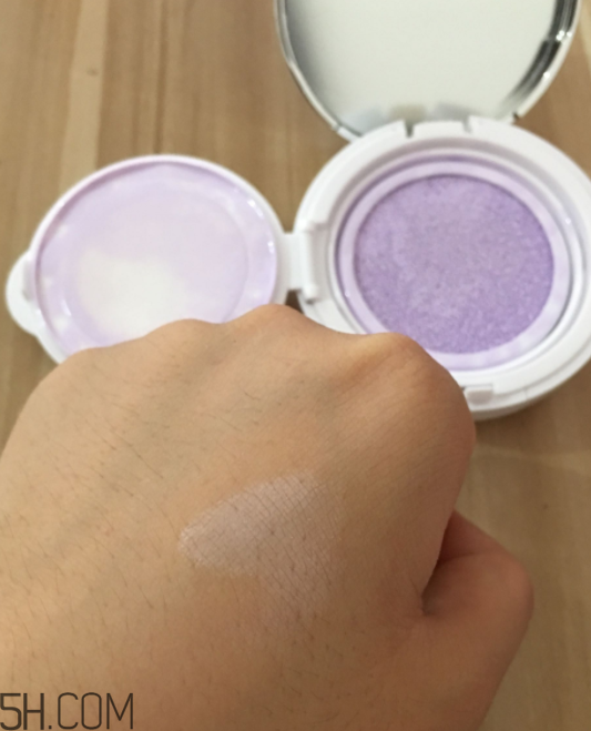 詩婷露雅氣墊CC霜白皙色試色圖_真人試色 詩婷露雅氣墊CC霜白皙色試色圖_真人試色
