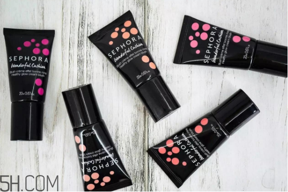 絲芙蘭柔光氣墊粉底液多少錢？絲芙蘭柔光氣墊腮紅多少錢？