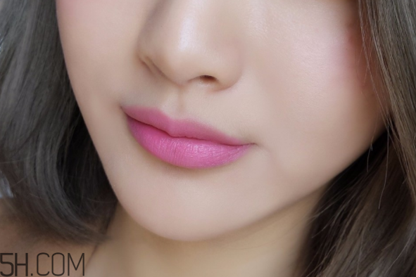 絲芙蘭柔光氣墊腮紅怎么樣？絲芙蘭奇幻薄紗氣墊唇彩試色