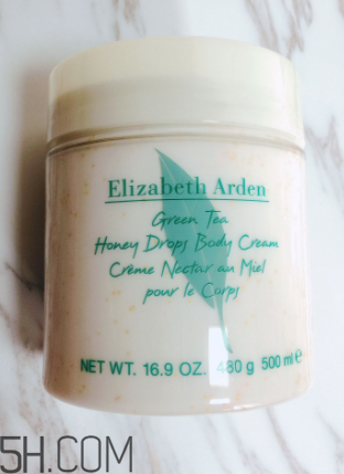 雅頓綠茶蜜滴舒體霜油不油？粘被子嗎？