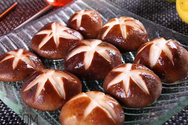 懷孕初期能吃香菇嗎？寶寶可以吃香菇瘦肉粥嗎？