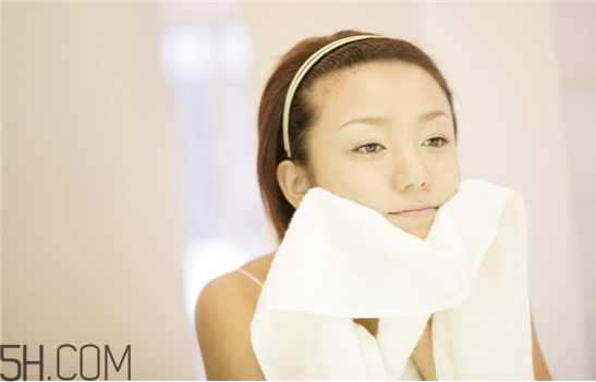 清潔面膜怎么用效果最好？清潔面膜一般敷多久？