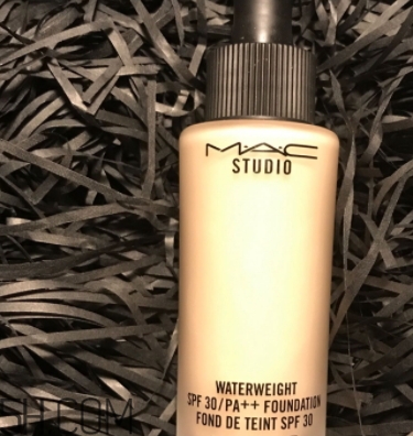 mac魅可和玫珂菲哪個(gè)好？mac魅可和make up for eve對(duì)比