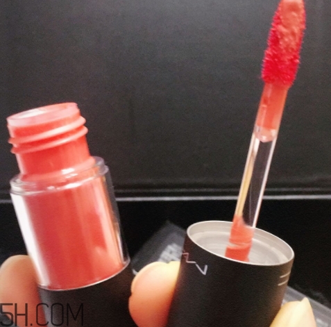 mac魅可和美寶蓮哪個(gè)好？魅可和美寶蓮對(duì)比