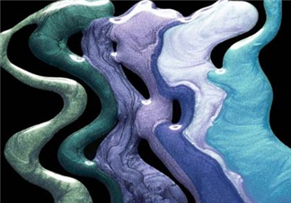 2018冬天涂什么顏色的指甲油好看？美甲小知識(shí)