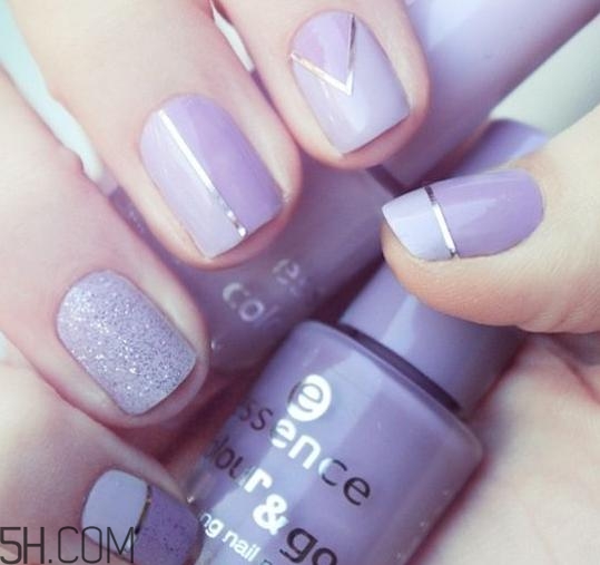 冬天涂什么指甲油好看？手黑涂什么指甲油好看？