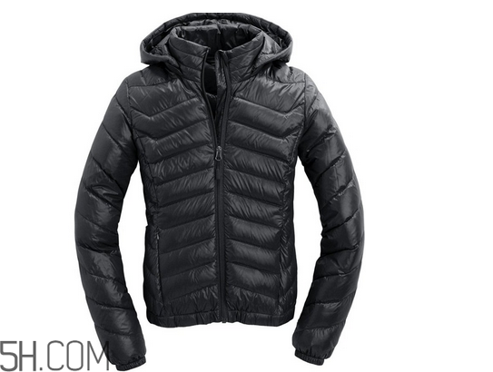 輕薄羽絨服保暖嗎？羽絨服的充絨量標準多少？