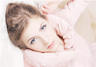 羽絨服出毛是怎么回事？羽絨服怎么清洗干凈？