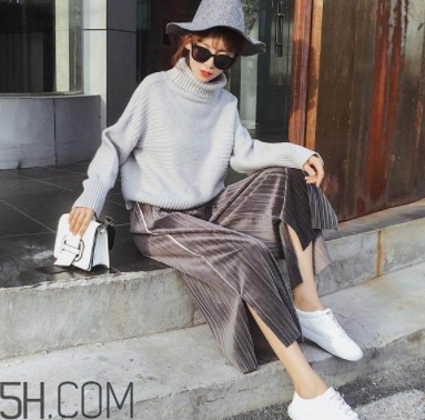 金絲絨褲子配什么上衣？金絲絨上衣搭配