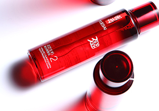 羽西靈芝水油不油？適合油皮嗎？