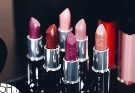 紀梵希禁忌之吻唇彩多少錢？紀梵希禁忌之吻唇釉色號