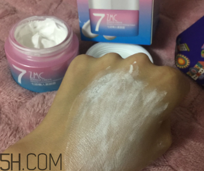 植美村素顏霜適合什么膚質(zhì)？適合干皮嗎？