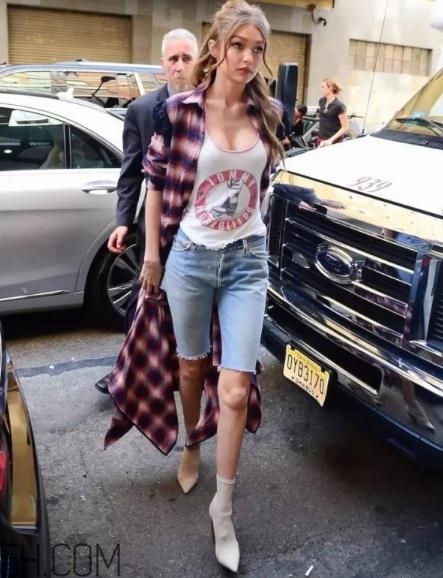 襪靴怎么搭配？襪子靴搭配圖片