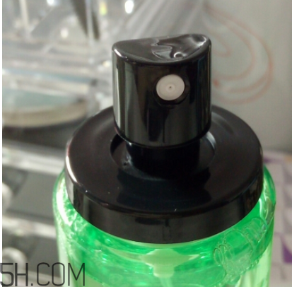 植美村卸妝噴霧乳化效果好嗎？能卸眼妝嗎？