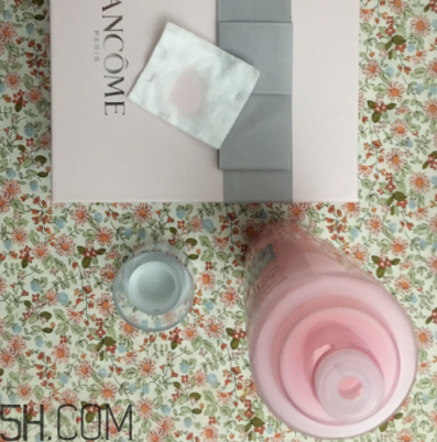 蘭蔻粉水不適合油皮？蘭蔻粉水適合什么膚質(zhì)？