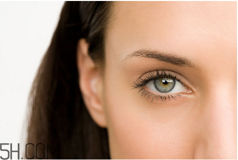 眼霜分幾種？眼霜和眼部精華一樣嗎？