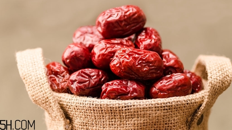 最健康吃紅棗的方法是什么？吃紅棗需要注意些什么？