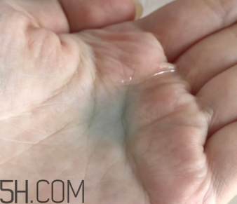 蘭蔻藍水與粉水、美膚修護美容液有什么區(qū)別？哪個好用？