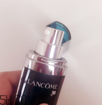 蘭蔻美膚修護(hù)精華乳有刺激嗎？適合敏感肌嗎？