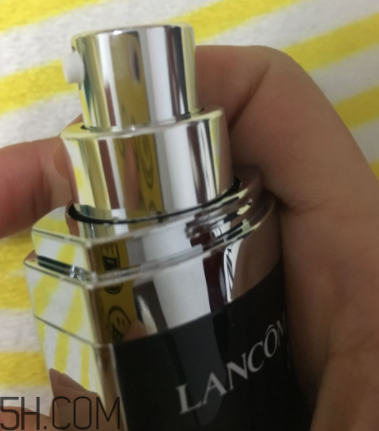 蘭蔻美膚修護(hù)精華乳有刺激嗎？適合敏感肌嗎？