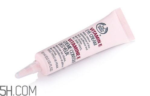 貼眼膜之后要涂眼霜嗎？20多歲用什么眼霜好？