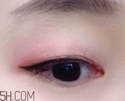 mac魅可人魚(yú)姬眼影日常嗎？mac魅可人魚(yú)姬眼影是什么顏色