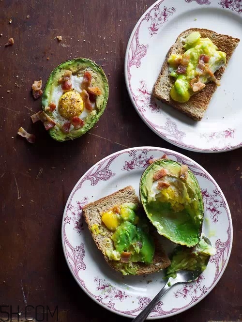 牛油果和雞蛋能一起吃嗎？牛油果和雞蛋的做法有哪些？