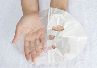 WIS清透補(bǔ)水面膜過(guò)敏嗎？適合敏感肌嗎？