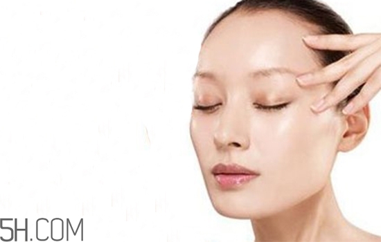 眼霜分幾種？眼霜和眼部精華一樣嗎？