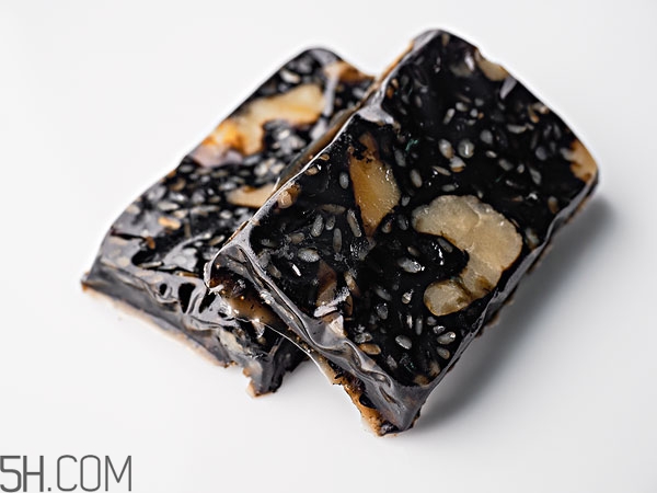 阿膠糕和阿膠固元膏的區(qū)別 3點即可判別