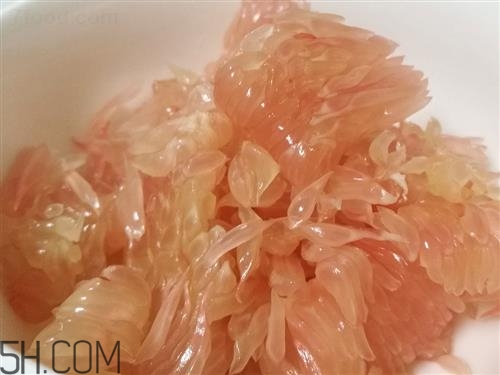 吃柚子可以吃藥嗎？柚子和藥一起吃會怎么樣？