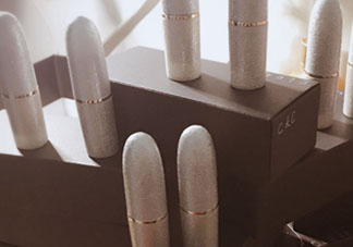 mac魅可和3ce哪個好？mac魅可和3ce口紅哪個好？