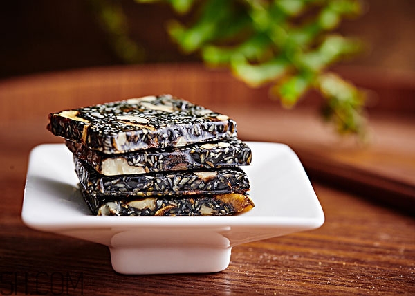 阿膠糕保質(zhì)期一般多久 自制阿膠糕可以放多久 阿膠糕保質(zhì)期一般多久 自制阿膠糕可以放多久