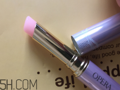 娥佩蘭潤(rùn)唇膏有香味嗎？娥佩蘭潤(rùn)唇膏有味道嗎？