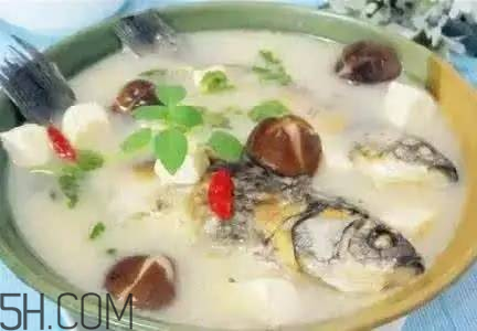 總打嗝是怎么回事？怎么預(yù)防打嗝？