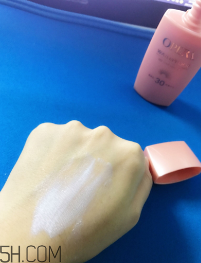 Opera防曬霜防水嗎？Opera防曬霜防汗嗎？