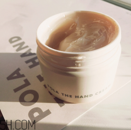 pola新護(hù)手霜好用嗎？貴價(jià)護(hù)手霜測評(píng)