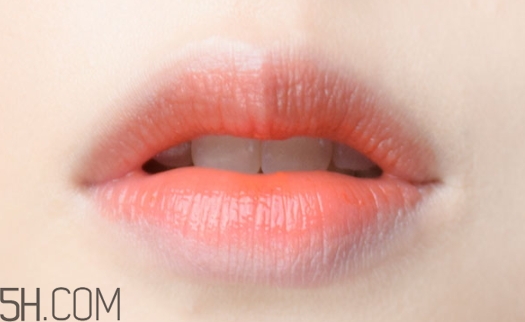 cherry me潤唇膏是哪國的？cherry me潤唇膏好用嗎？