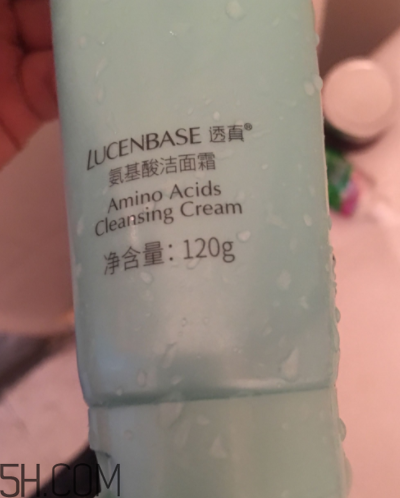 透真氨基酸潔面霜過敏嗎？透真氨基酸潔面霜適合敏感肌嗎？