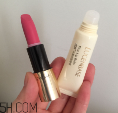 透真口紅使用心得 透真口紅產(chǎn)品評(píng)測(cè) 透真口紅使用心得 透真口紅產(chǎn)品評(píng)測(cè)