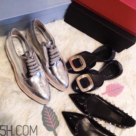 prada鞋子偏碼嗎？prada鞋子尺碼準(zhǔn)嗎？