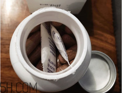 unichi玫瑰果膠囊有用嗎？unichi玫瑰果膠囊是哪個(gè)國(guó)家的？