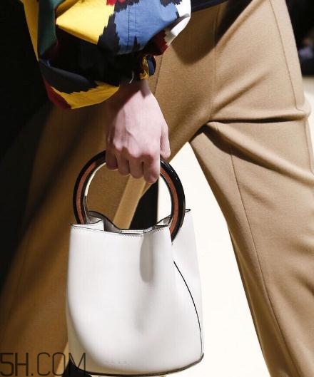 marni水桶包多少錢？marni水桶包價(jià)格