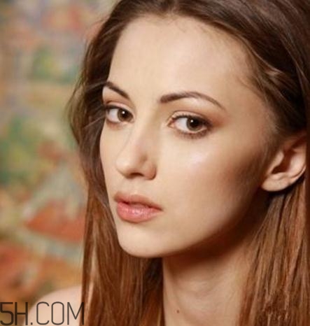 達(dá)拉斯隆鼻是什么材料？達(dá)拉斯隆鼻怎么樣？